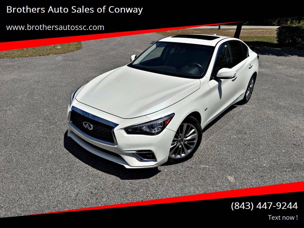 2018 INFINITI Q50 LUXE