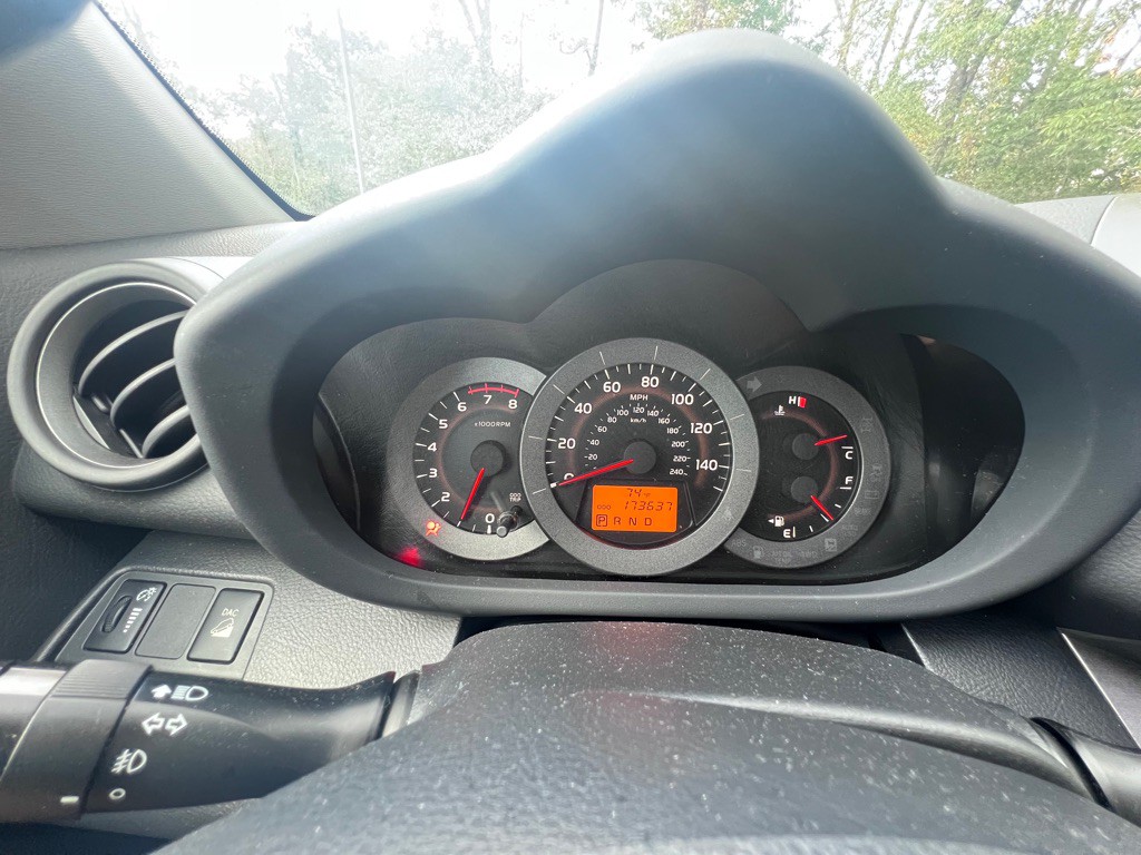 2010 Toyota Rav4 Image 9