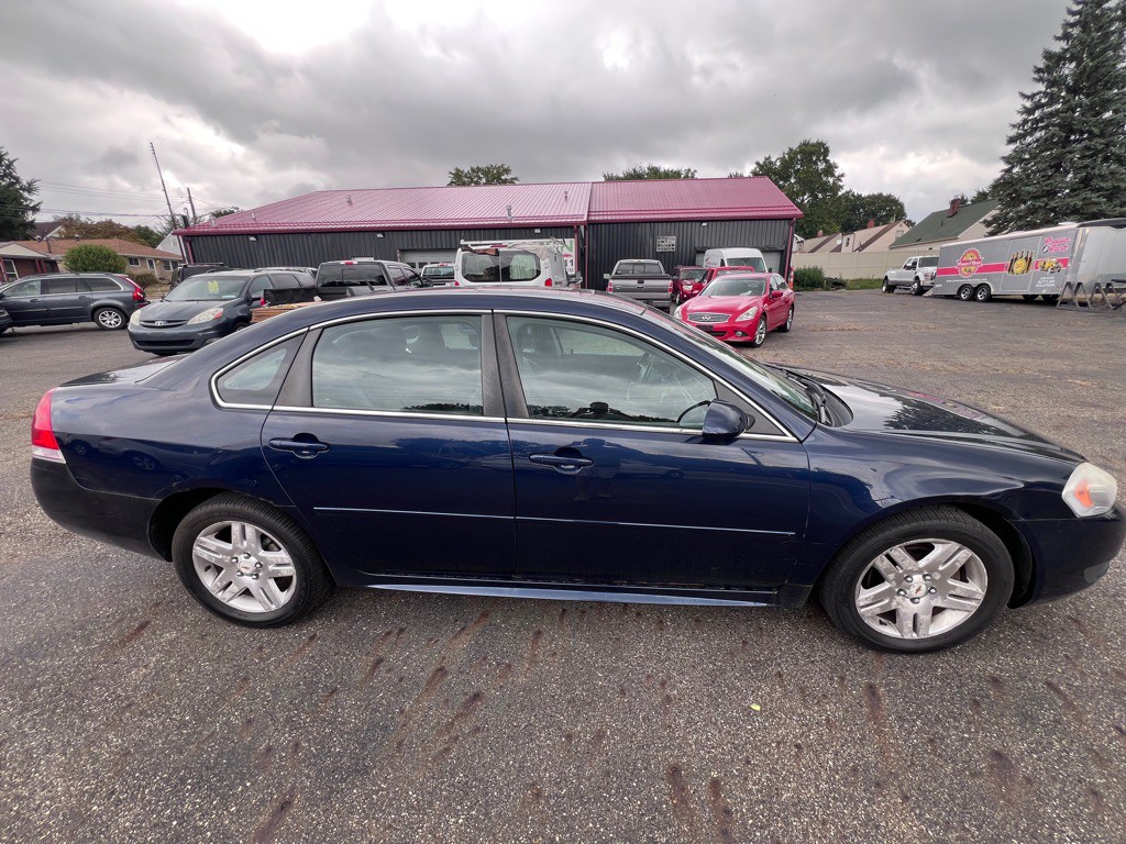 2011 Chevrolet Impala Image 4