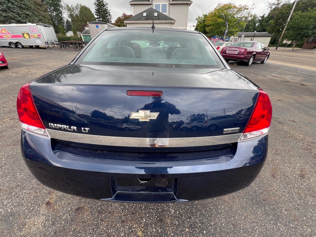2011 Chevrolet Impala Image 6