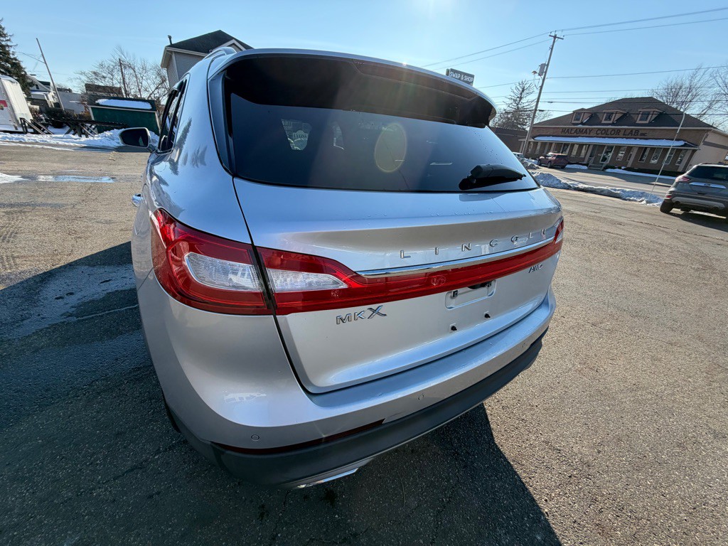 2017 Lincoln MKX Image 5