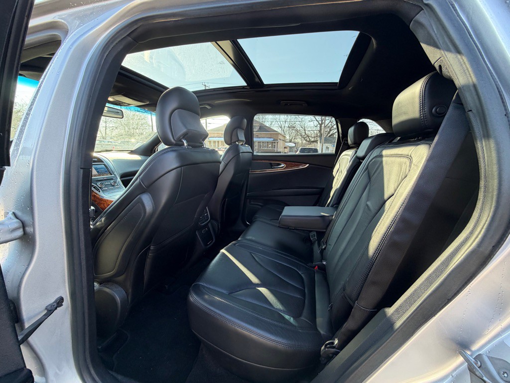 2017 Lincoln MKX Image 14