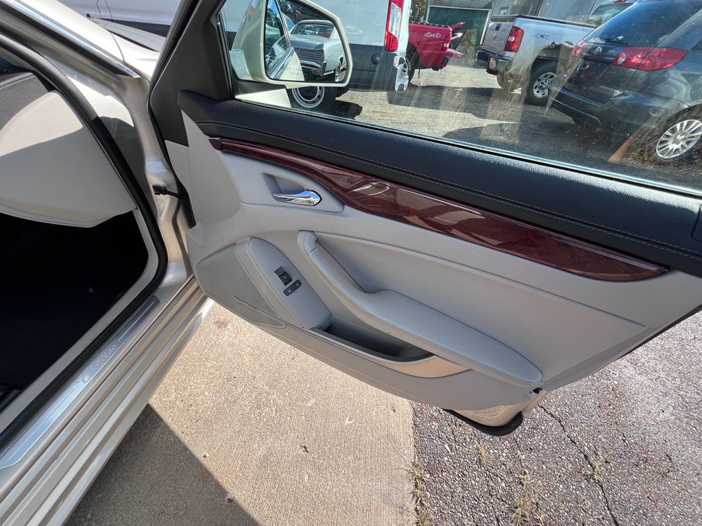 2013 Cadillac CTS Image 13