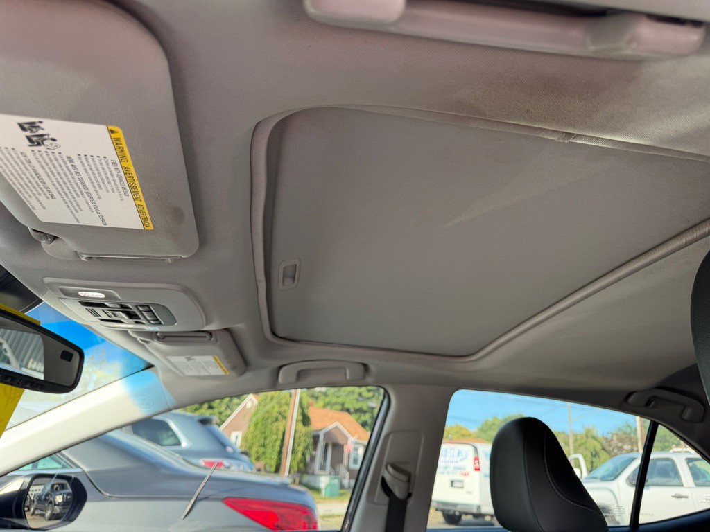 2018 Toyota Camry Image 10