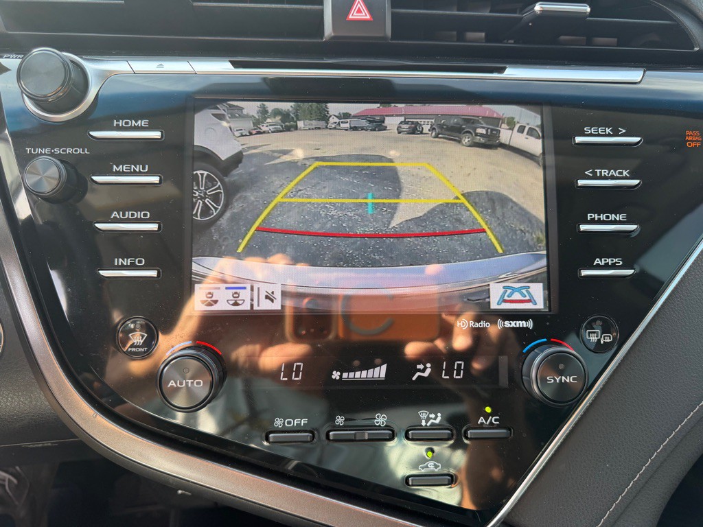2018 Toyota Camry Image 11
