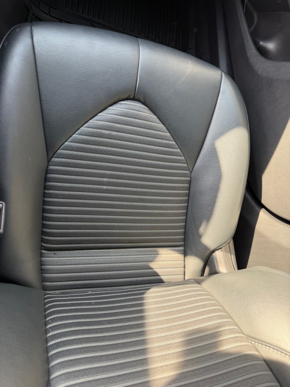 2018 Toyota Camry Image 14