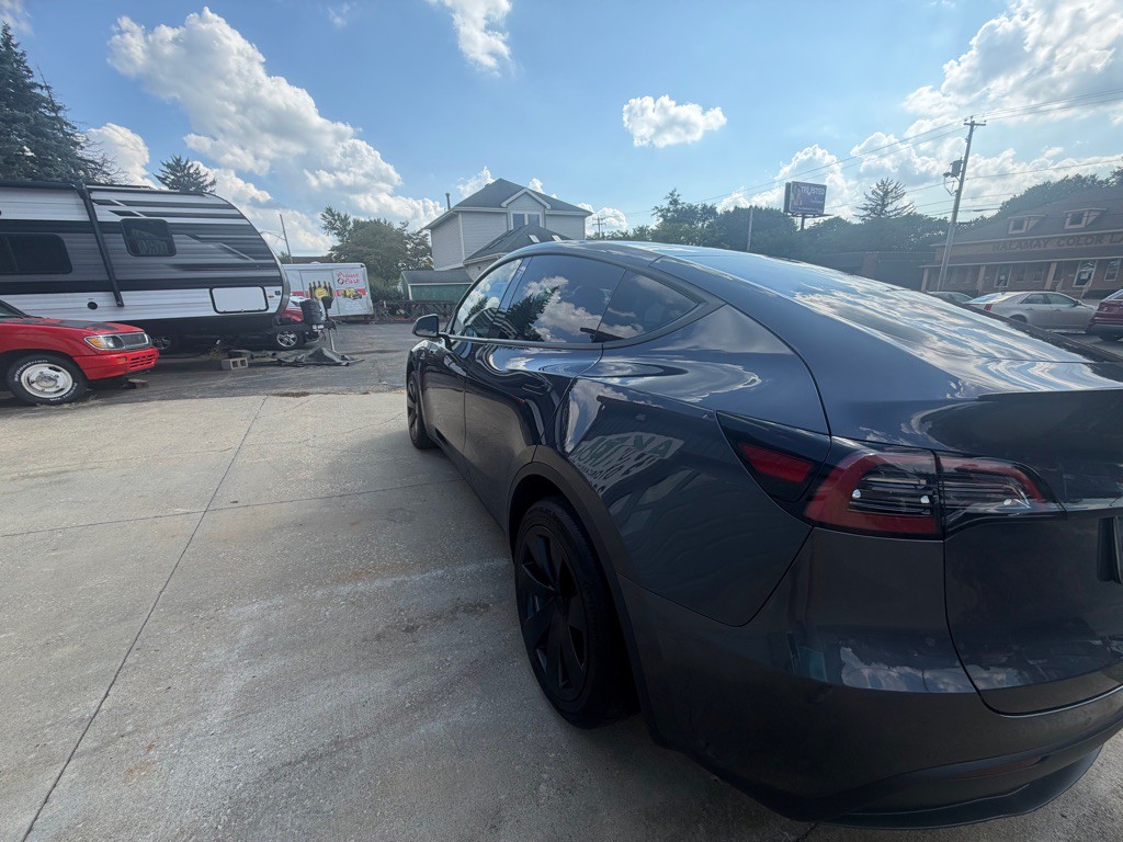 2021 Tesla Model Y Image 4