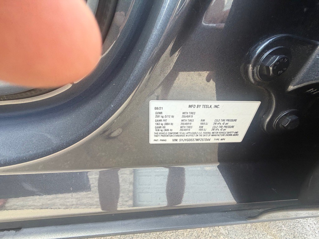 2021 Tesla Model Y Image 17