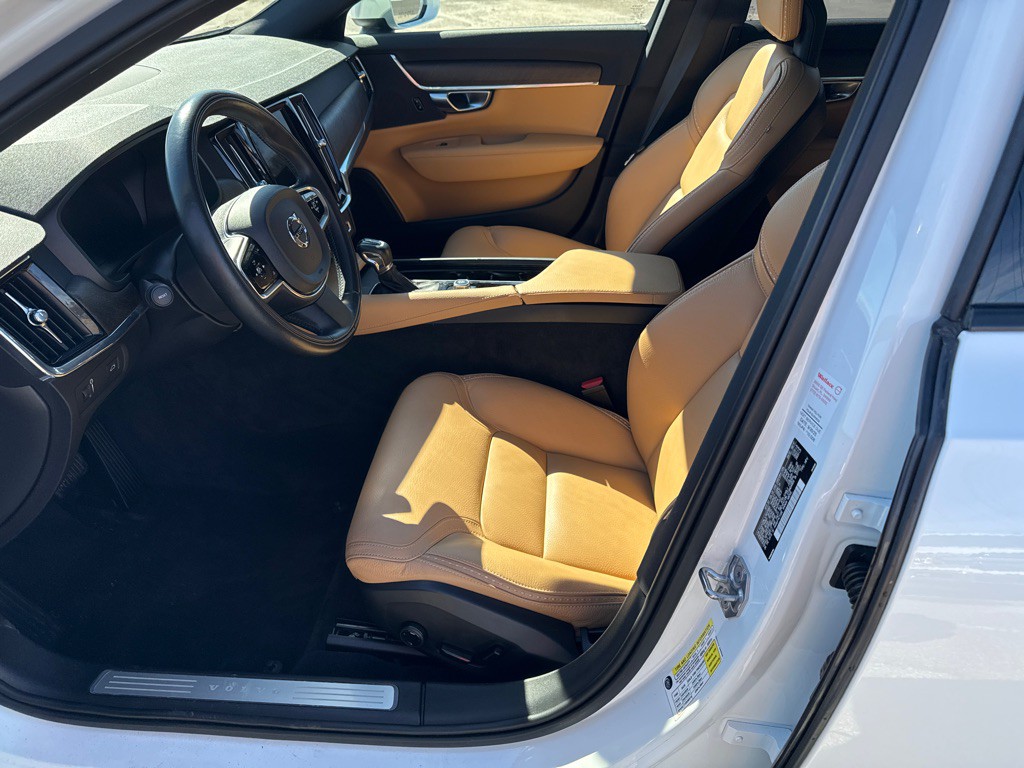 2018 Volvo V90 CROSS COUNTRY Image 7