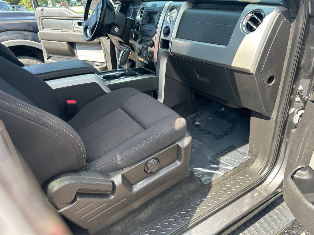 2013 Ford F-150 Image 9