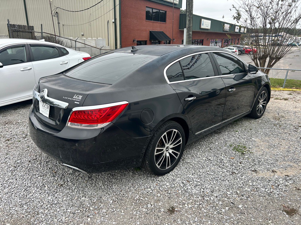 2010 Buick Lacrosse Image 2