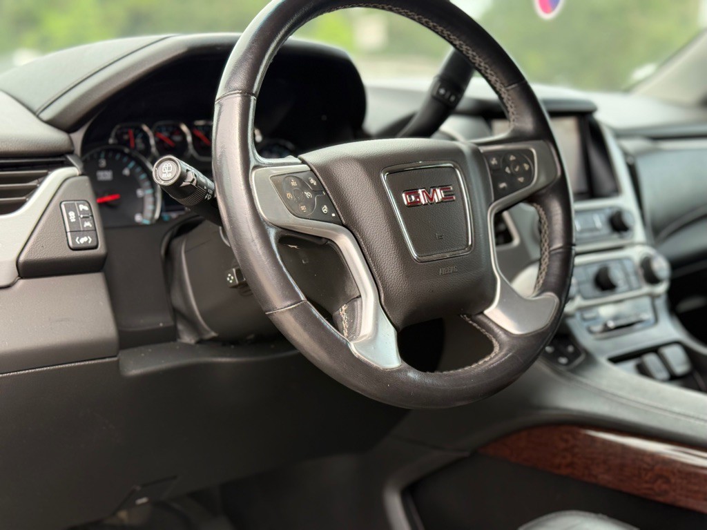 2020 GMC Yukon Image 17
