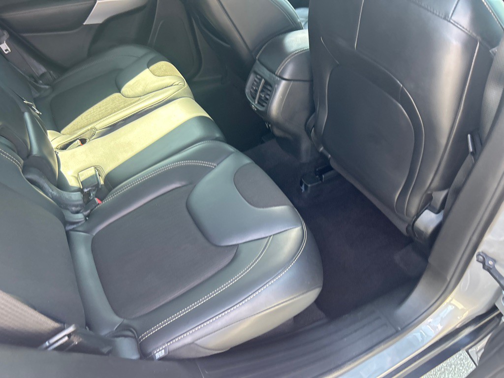 2018 Jeep Cherokee Image 8