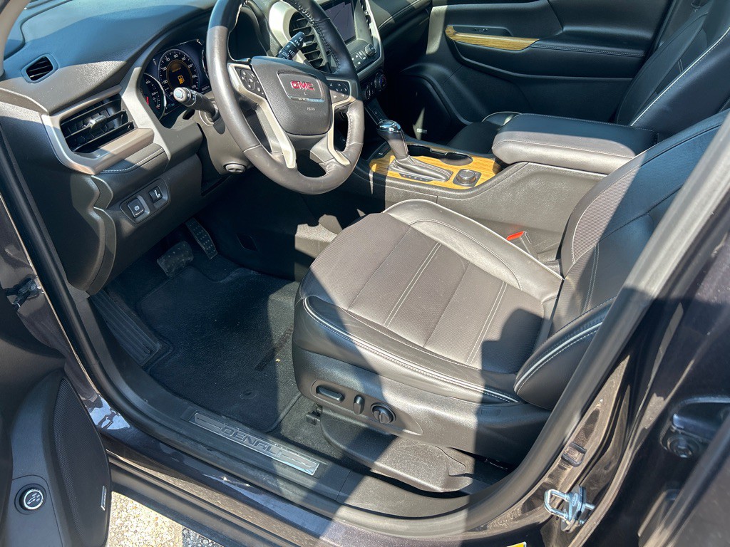2018 GMC Acadia Image 5