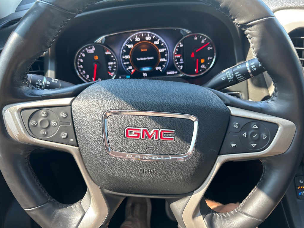 2018 GMC Acadia Image 16