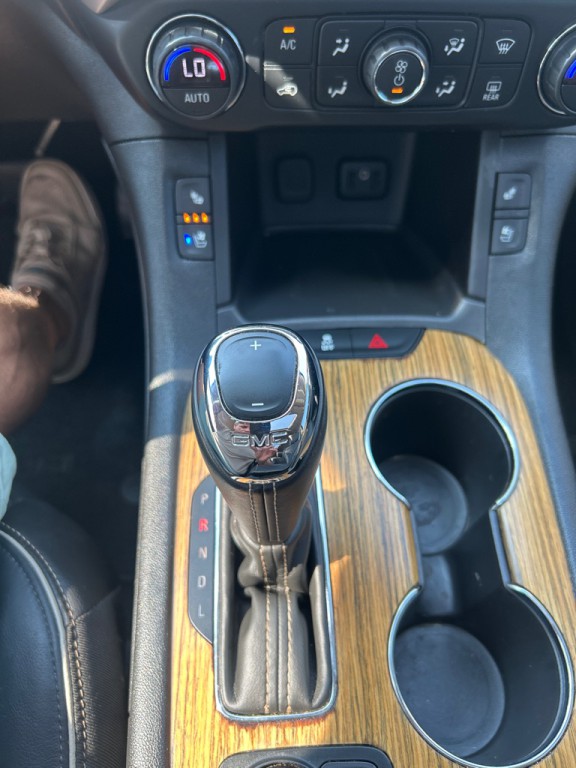2018 GMC Acadia Image 17