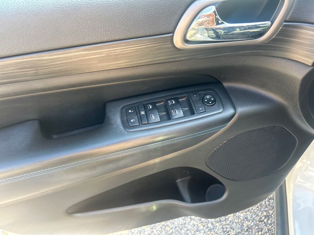 2019 Jeep Grand Cherokee Image 5