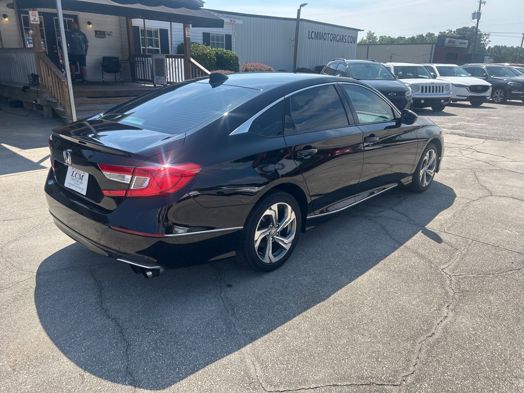 2018 Honda Accord Image 2