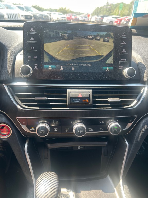 2018 Honda Accord Image 11
