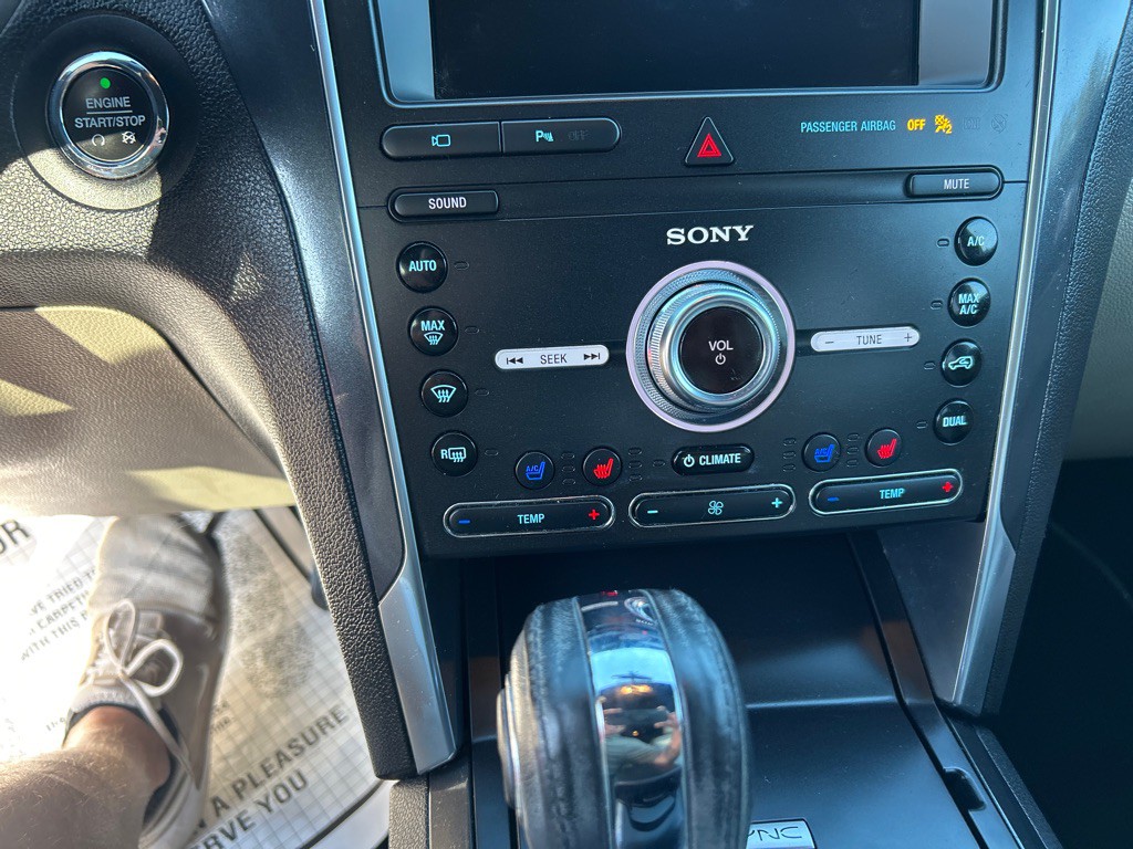 2019 Ford Explorer Image 14