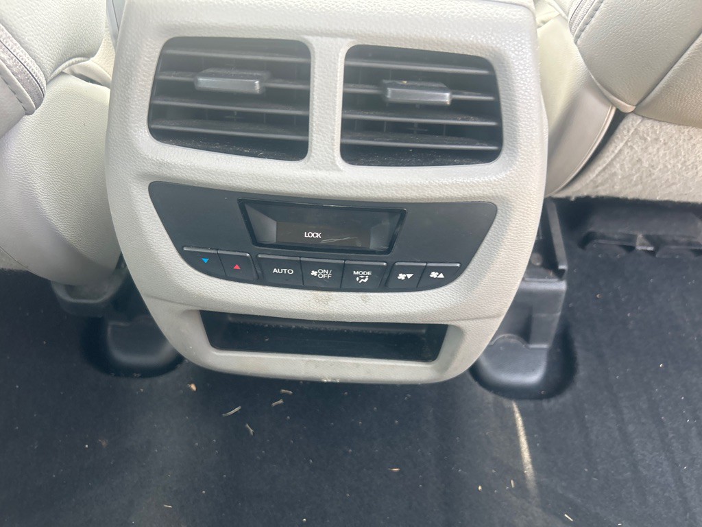 2016 Honda Pilot Image 11