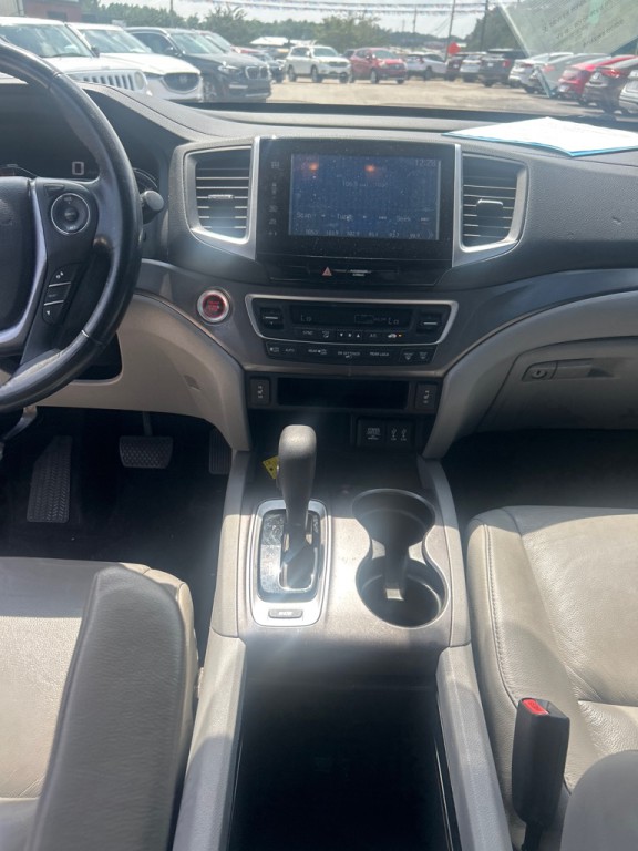 2016 Honda Pilot Image 13