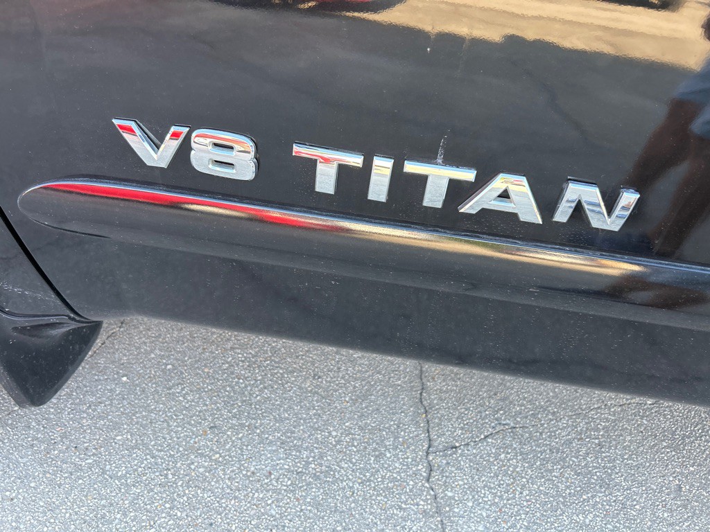 2012 Nissan Titan Image 7