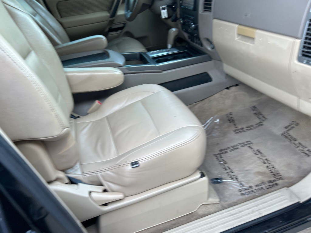 2012 Nissan Titan Image 13