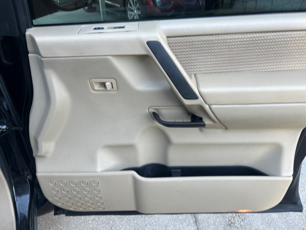 2012 Nissan Titan Image 15