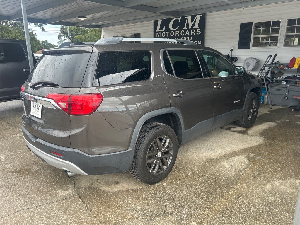 2019 GMC Acadia Image 2