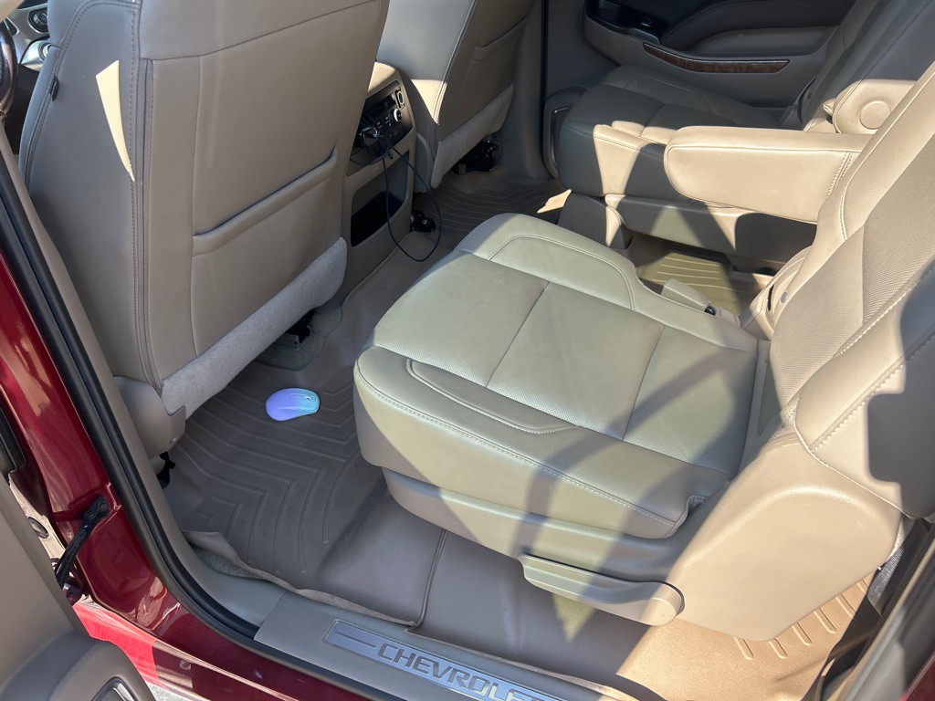 2018 Chevrolet Suburban Image 7