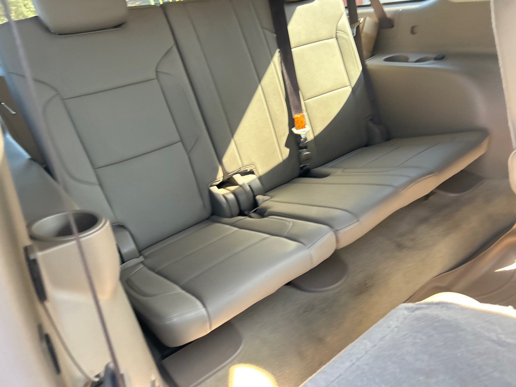 2018 Chevrolet Suburban Image 17