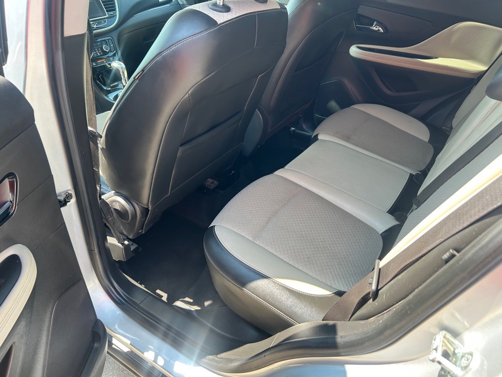 2017 Buick Enclave Image 9