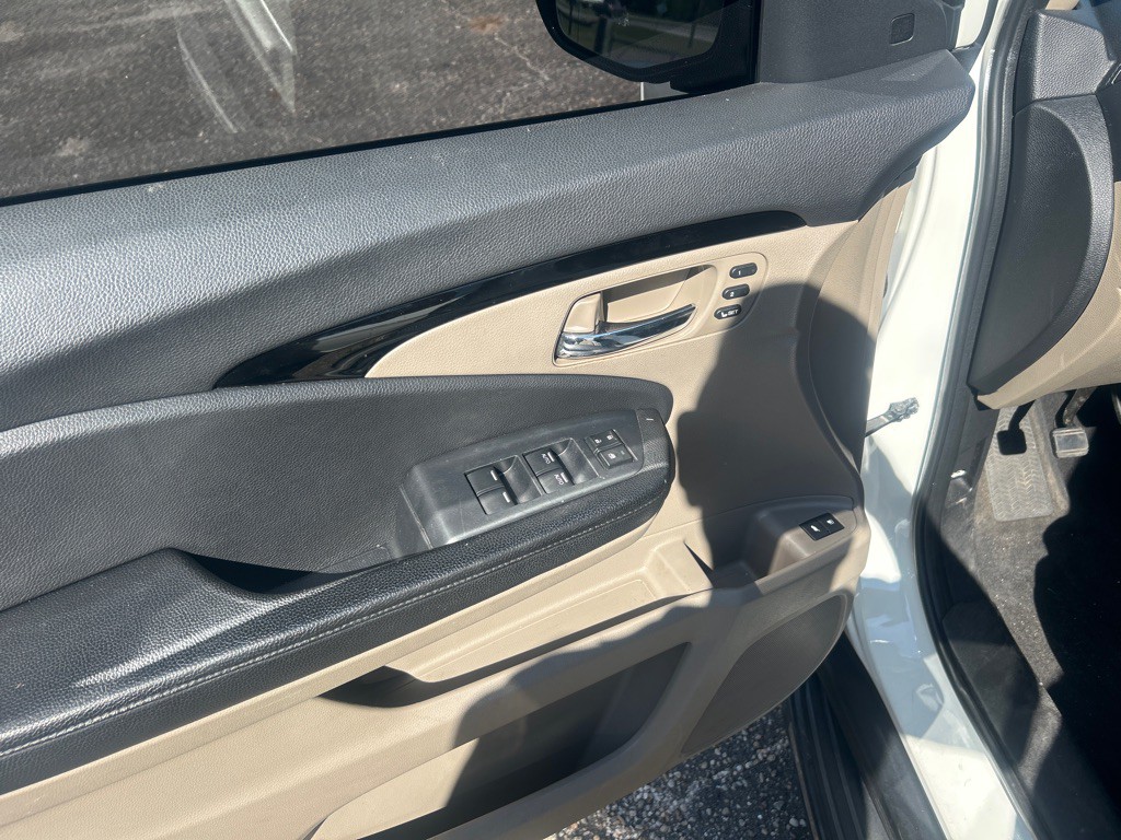 2016 Honda Pilot Image 4