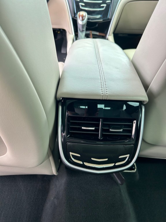 2018 Cadillac XTS Image 11