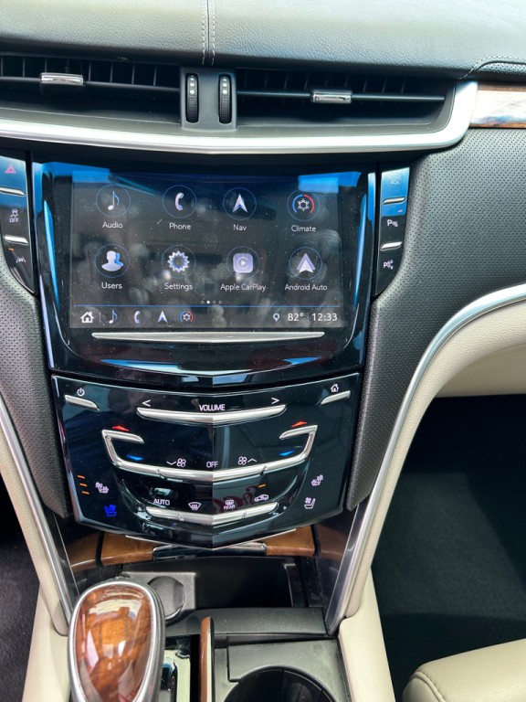 2018 Cadillac XTS Image 13