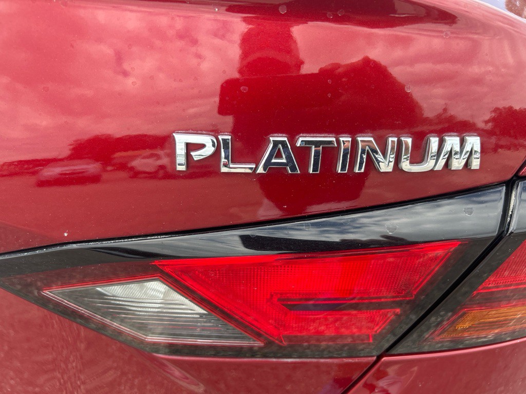 2019 Nissan Altima Image 3