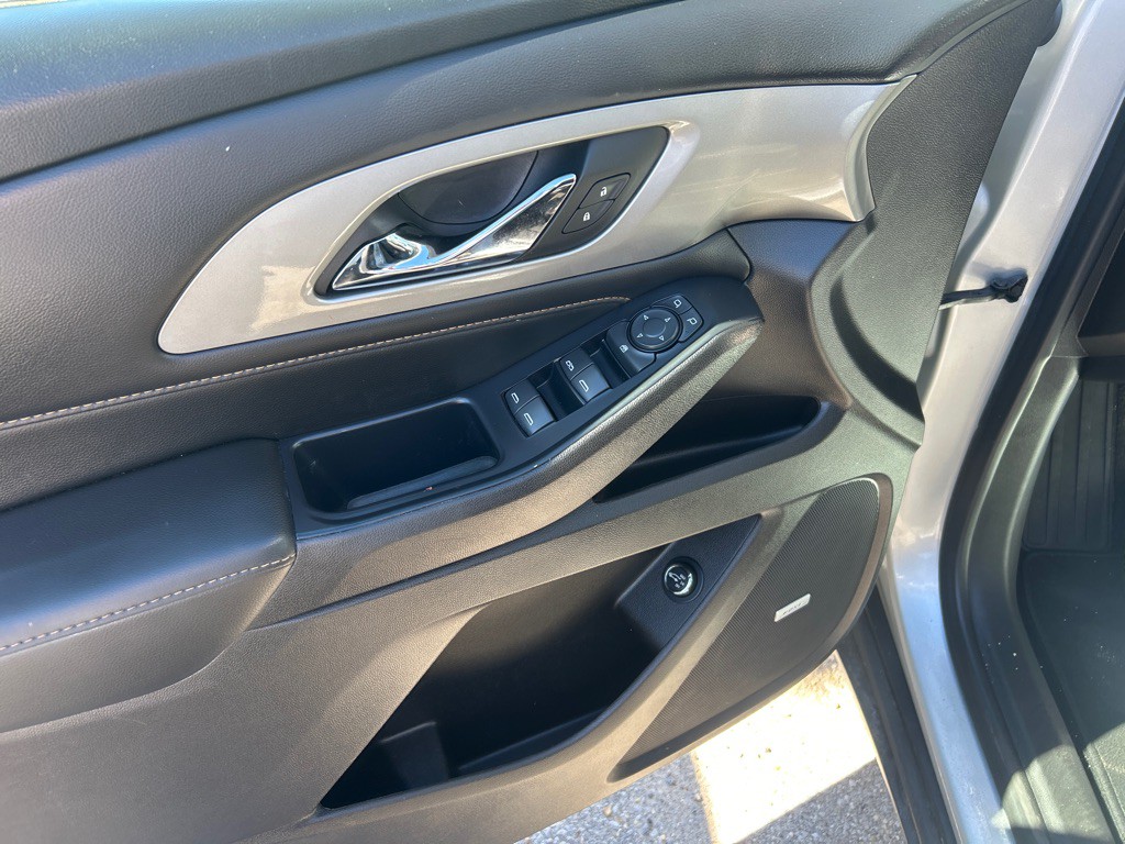 2021 Chevrolet Traverse Image 6