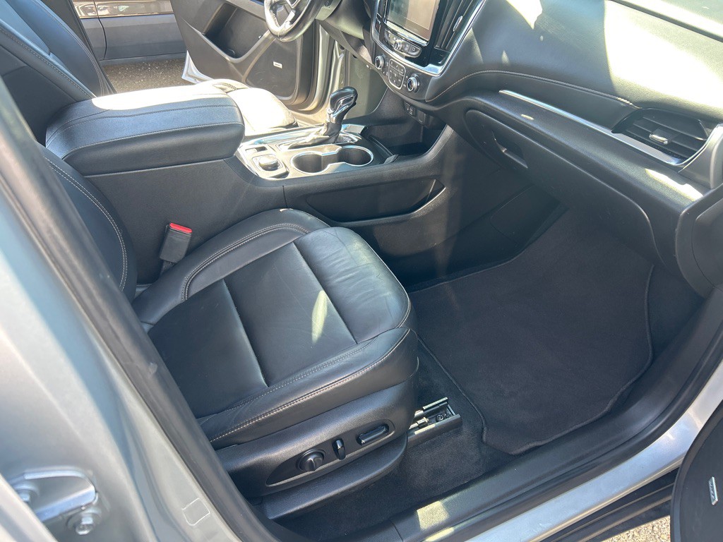 2021 Chevrolet Traverse Image 12