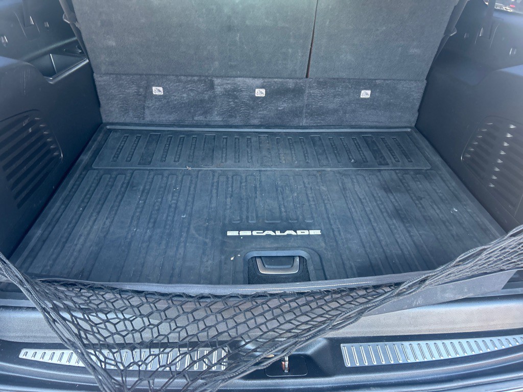2018 Cadillac Escalade Image 13