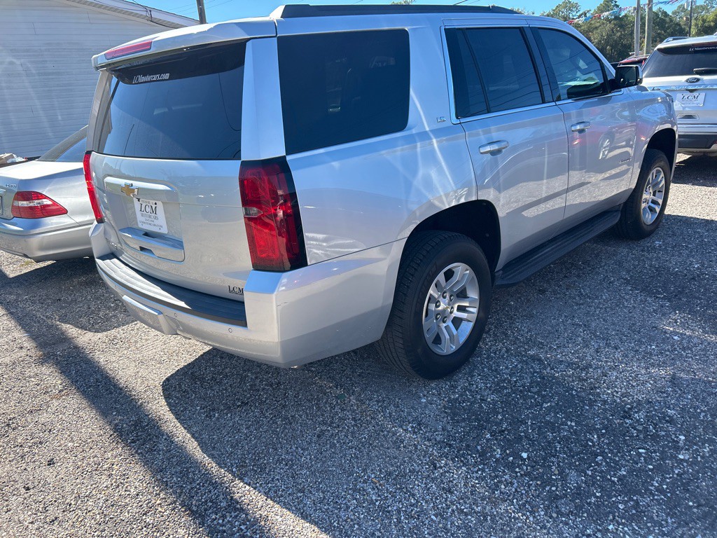 2015 Chevrolet Tahoe Image 2