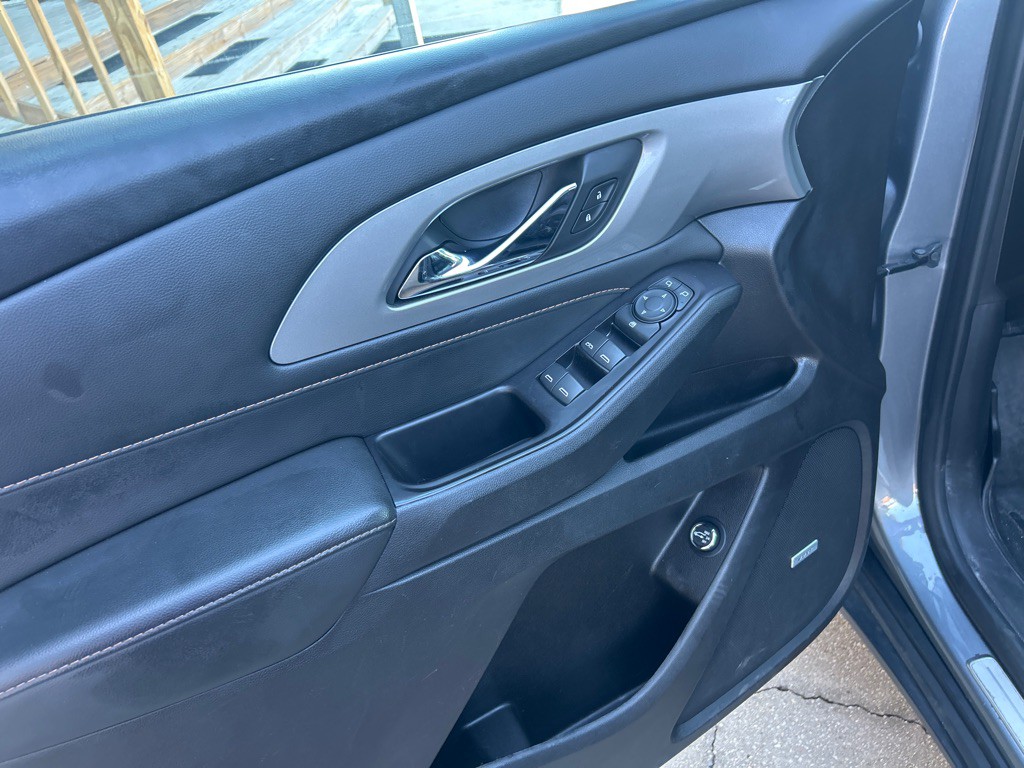 2019 Chevrolet Traverse Image 6