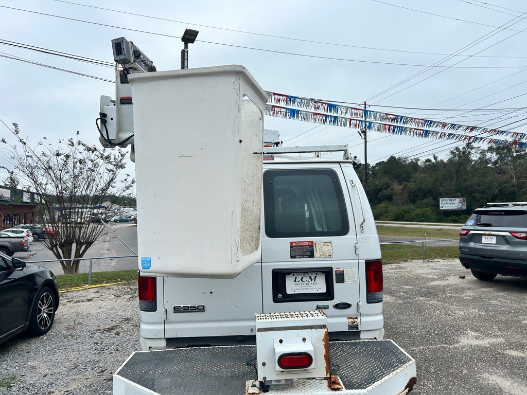 2010 Ford Econoline Image 3
