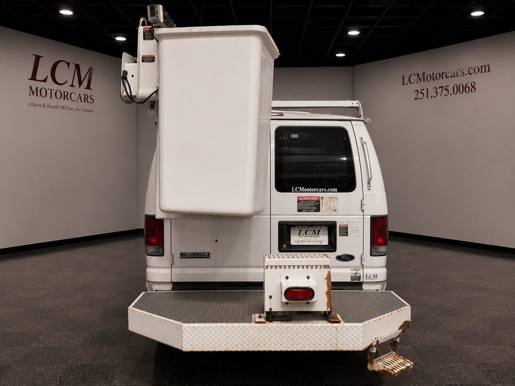 2010 Ford Econoline Image 5
