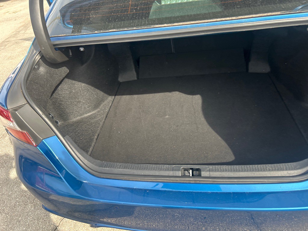 2018 Toyota Camry Image 13