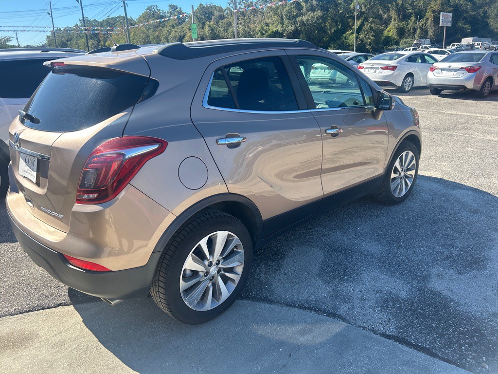 2019 Buick Enclave Image 2