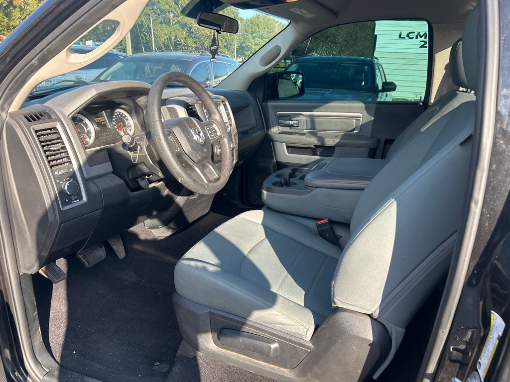 2017 RAM 1500 Image 6