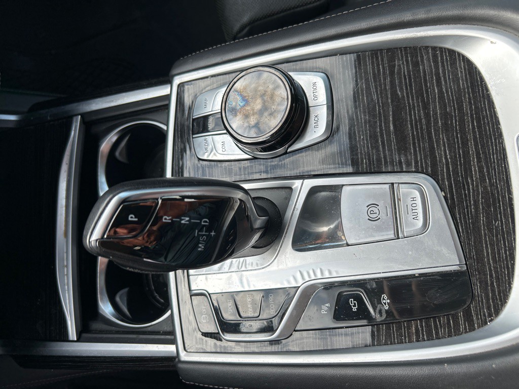 2019 BMW 7 Series Image 9