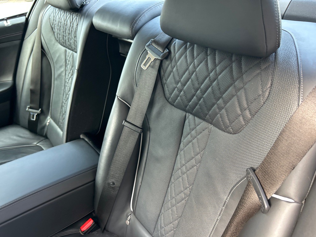 2019 BMW 7 Series Image 16