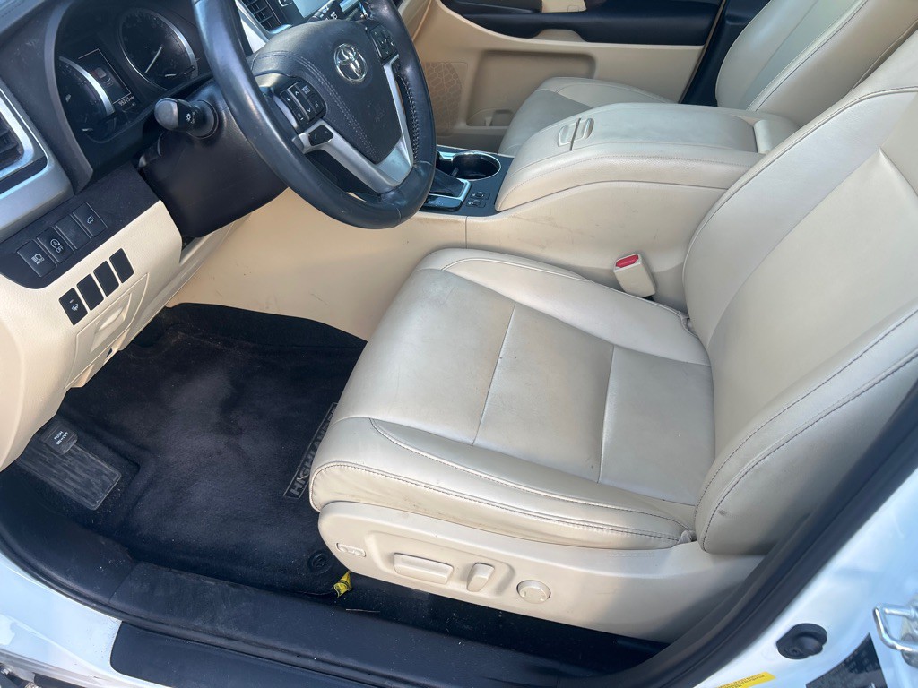 2019 Toyota Highlander Image 6